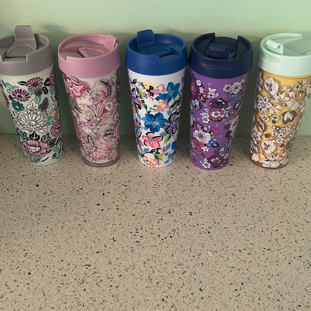 5 Vera Bradley cups